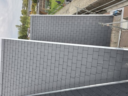 AFGEWERKTE LEIEN DAK